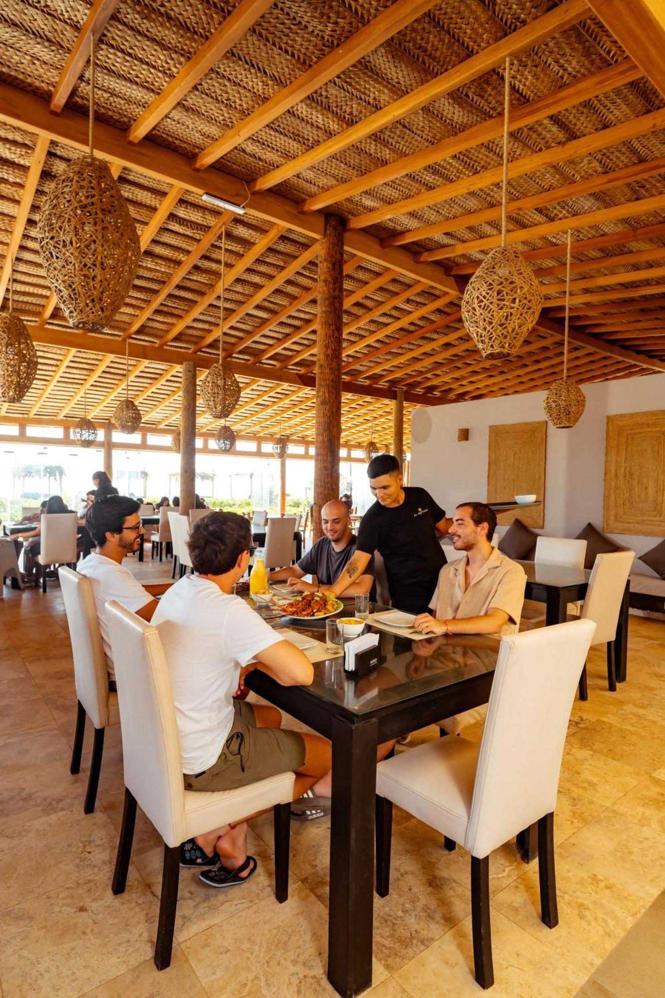 El Refugio De Vichayito Hotel Kültér fotó